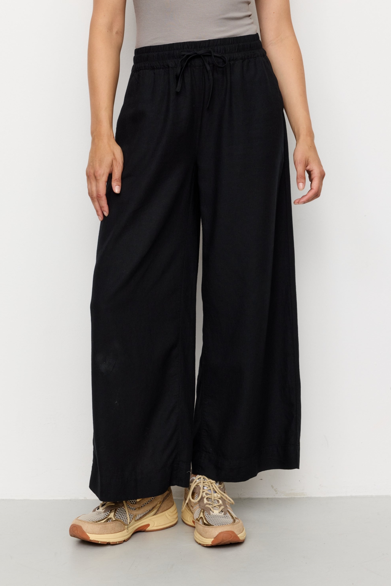 Recolution  Broek Alisma Zwart