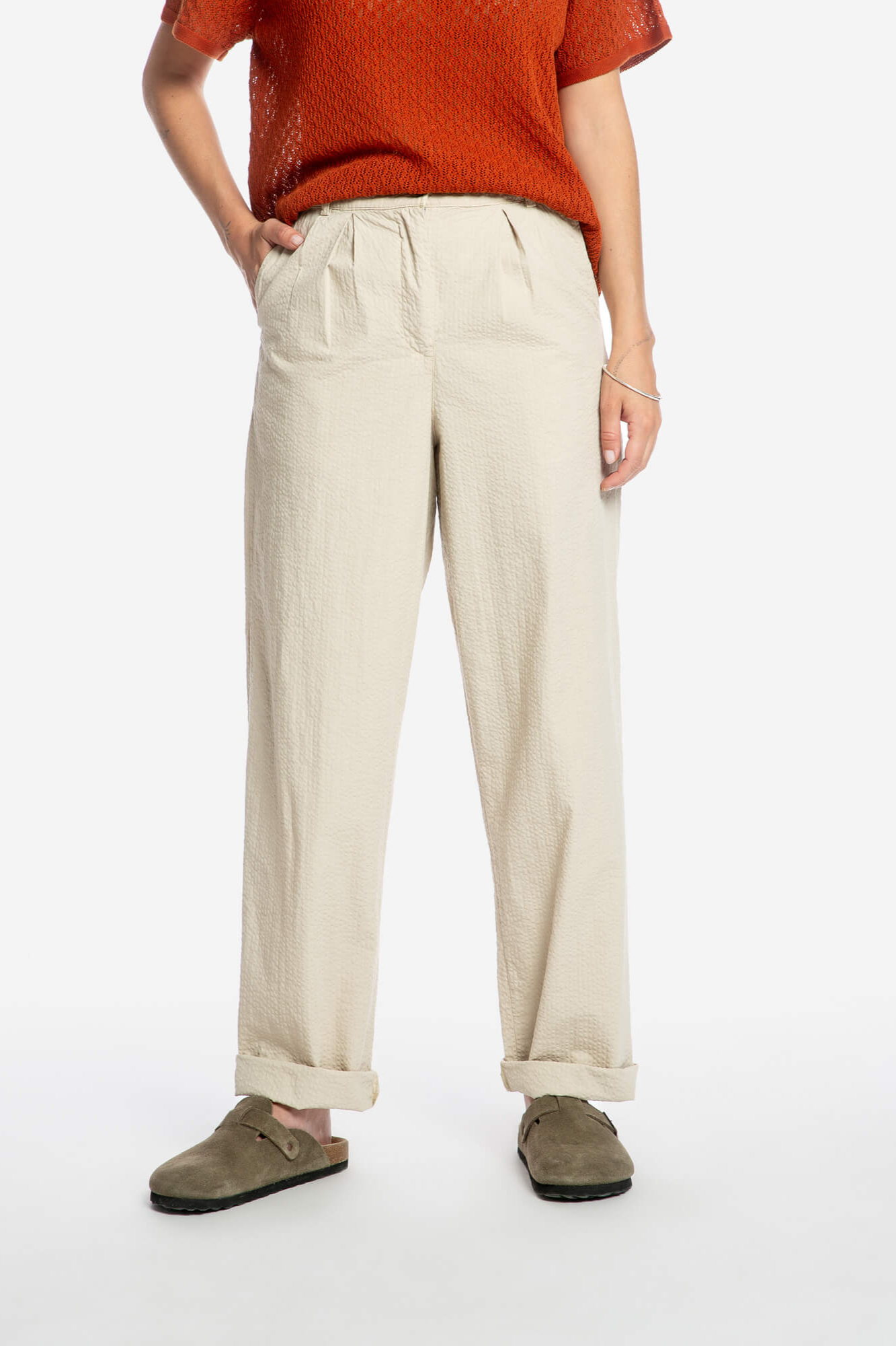 MATONA  Broek Met Plooien In Zandkleur