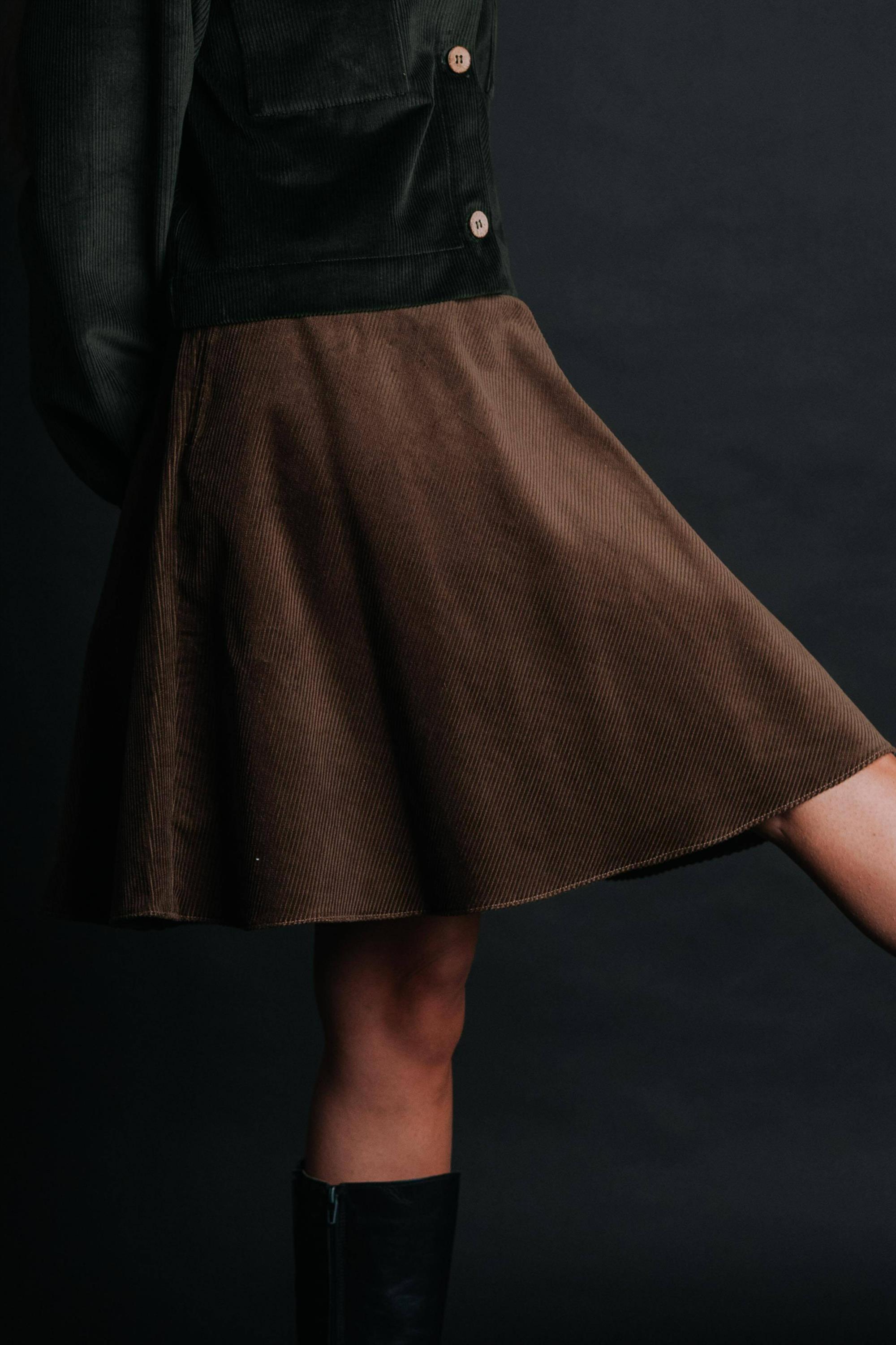 De IONESCU  Rok Corduroy Borsa Lichtbruin