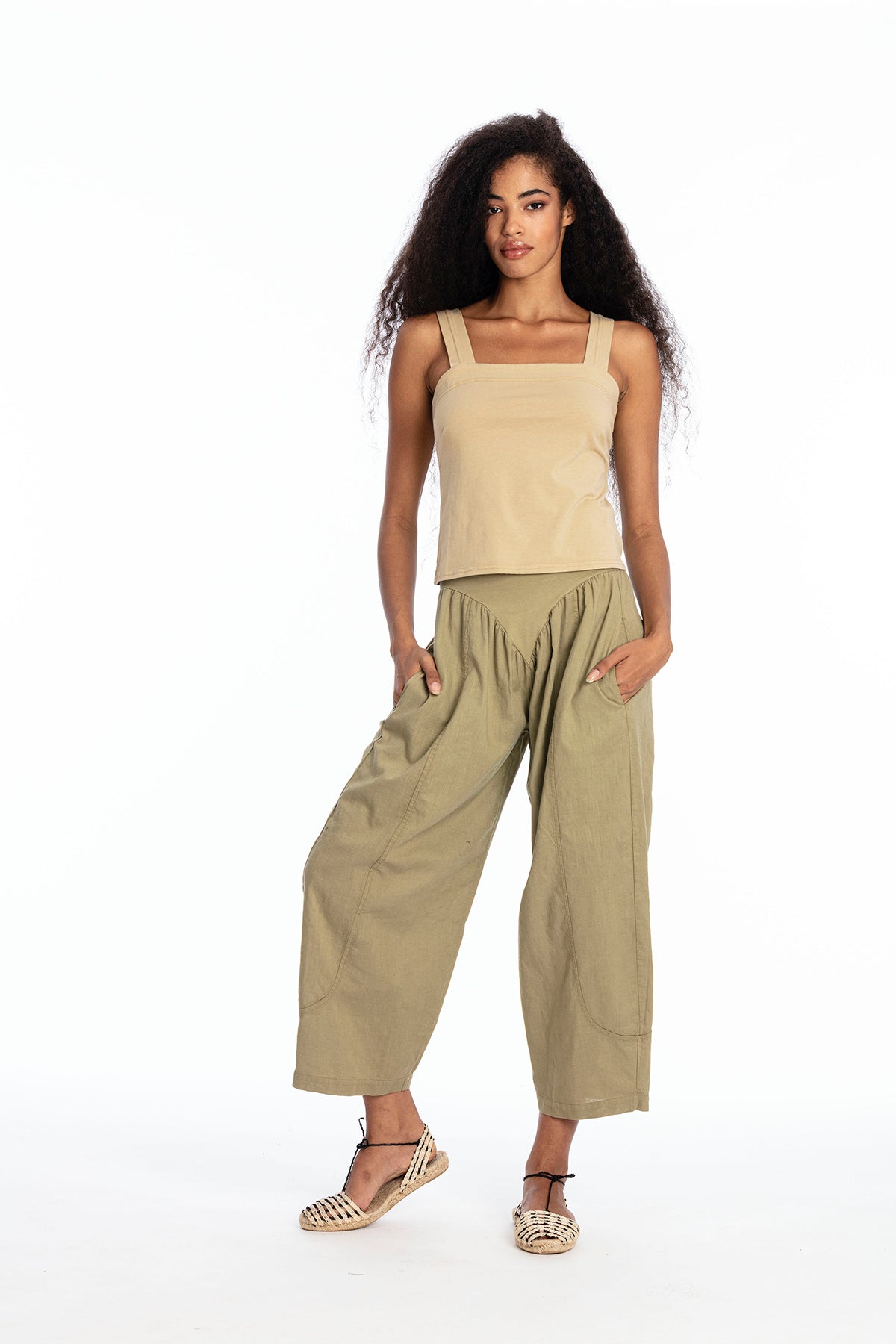 RAVENS VIEW IBIZA  Broek Marlow Dark Aloe Green