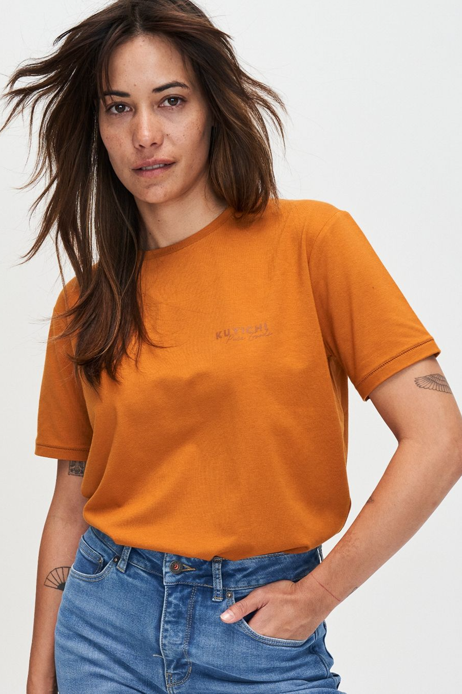 Kuyichi  T-Shirt Brenda Inca Woestijn Oranje