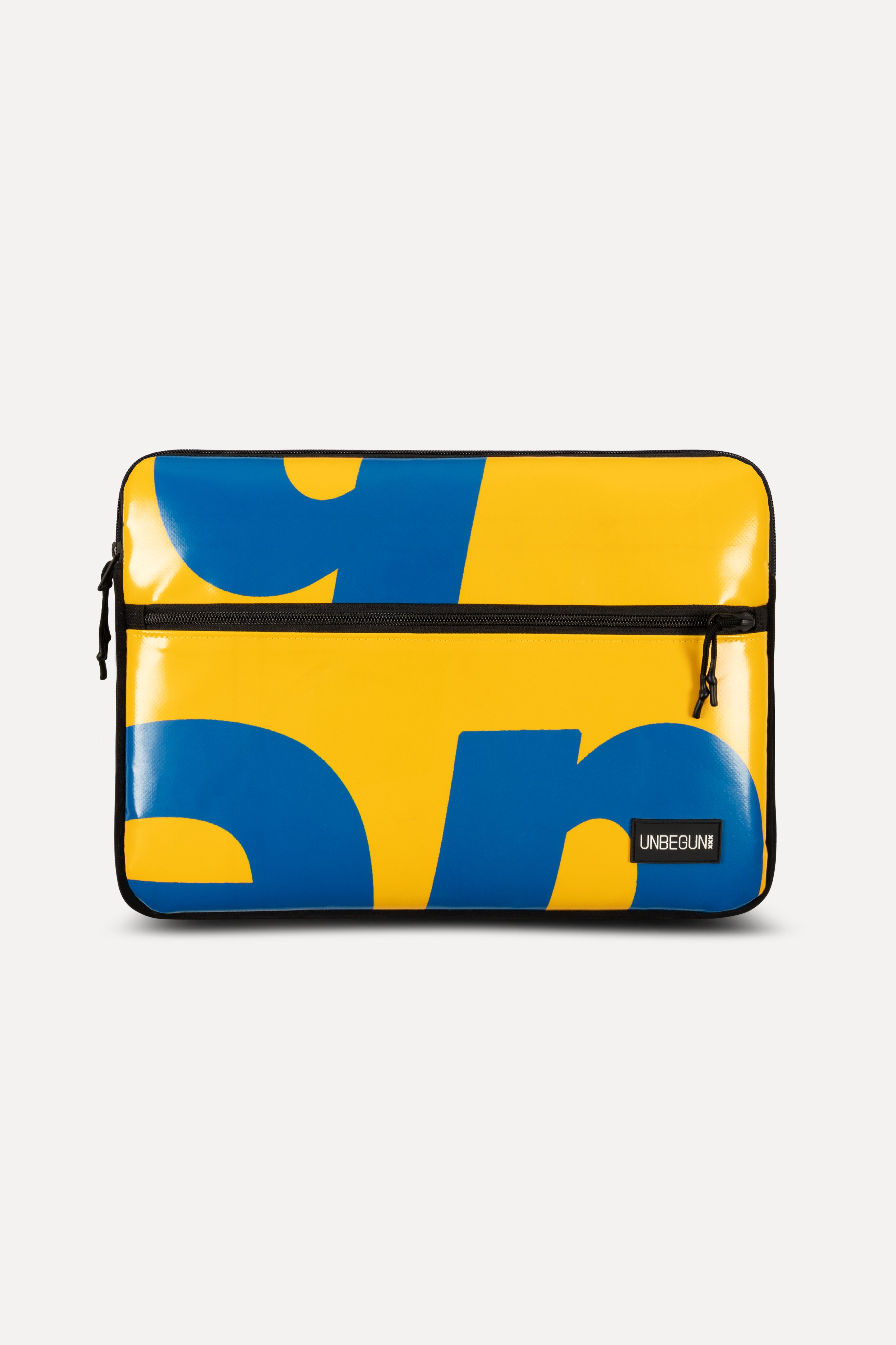 UNBEGUN  Laptophoes Met Voorvak Opdruk Ii Blauw/Geel