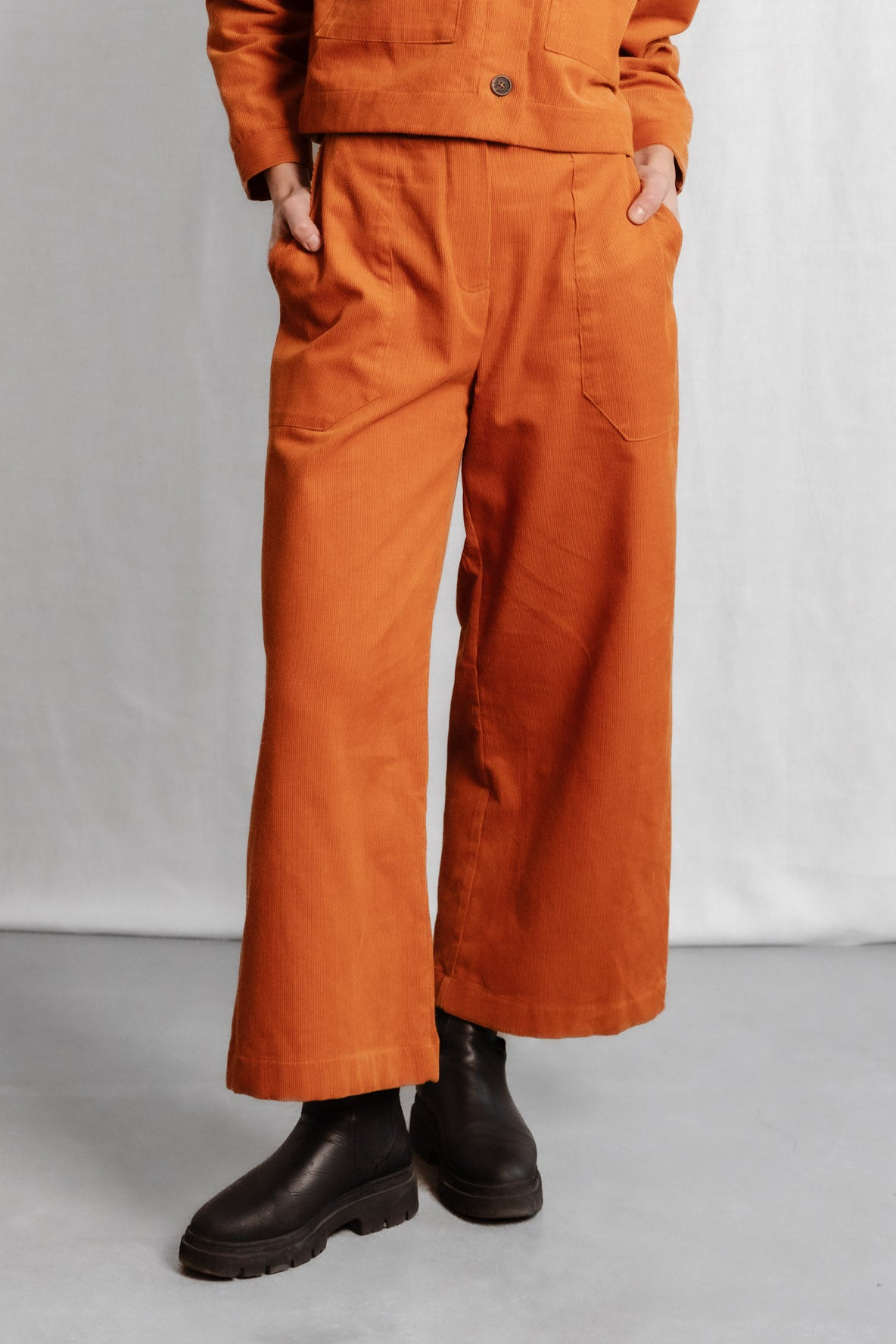 Jyoti - Fair Works  Broek Corduroy Damini Bernstein Oranje