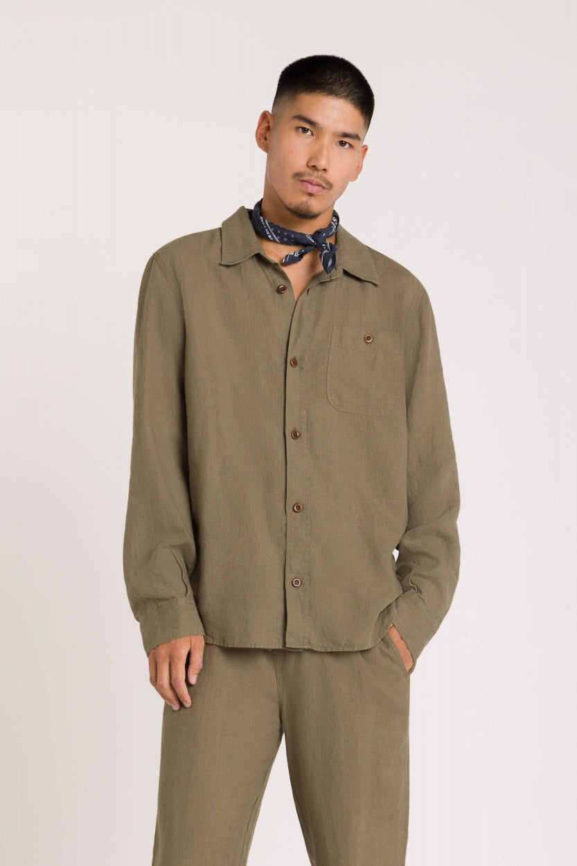 Kings of Indigo mannen vegan Shirt Juntoku Bungee Cord Groen