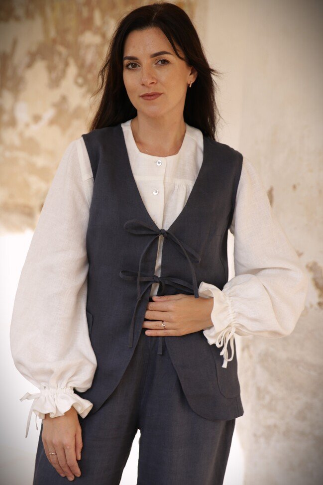 Amber Linen  Gilet Charlotte Charcoal Grey