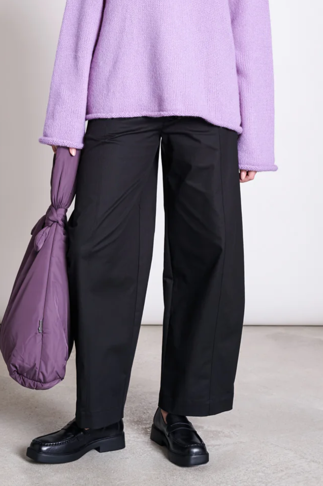 JAN 'N JUNE  Pantalon Barrel Yauri Zwart