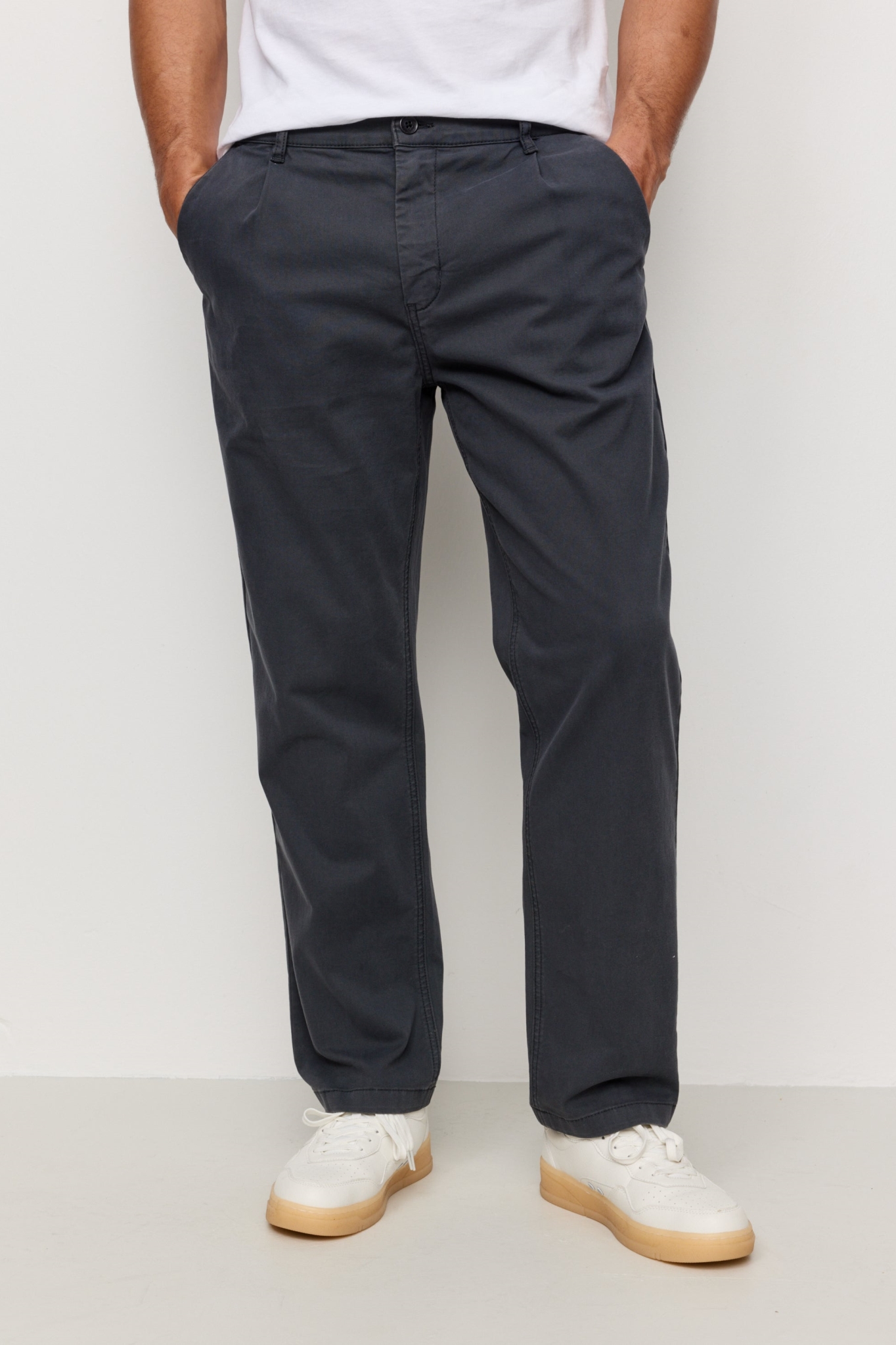 Recolution mannen vegan Chinos Eiken Donkergrijs