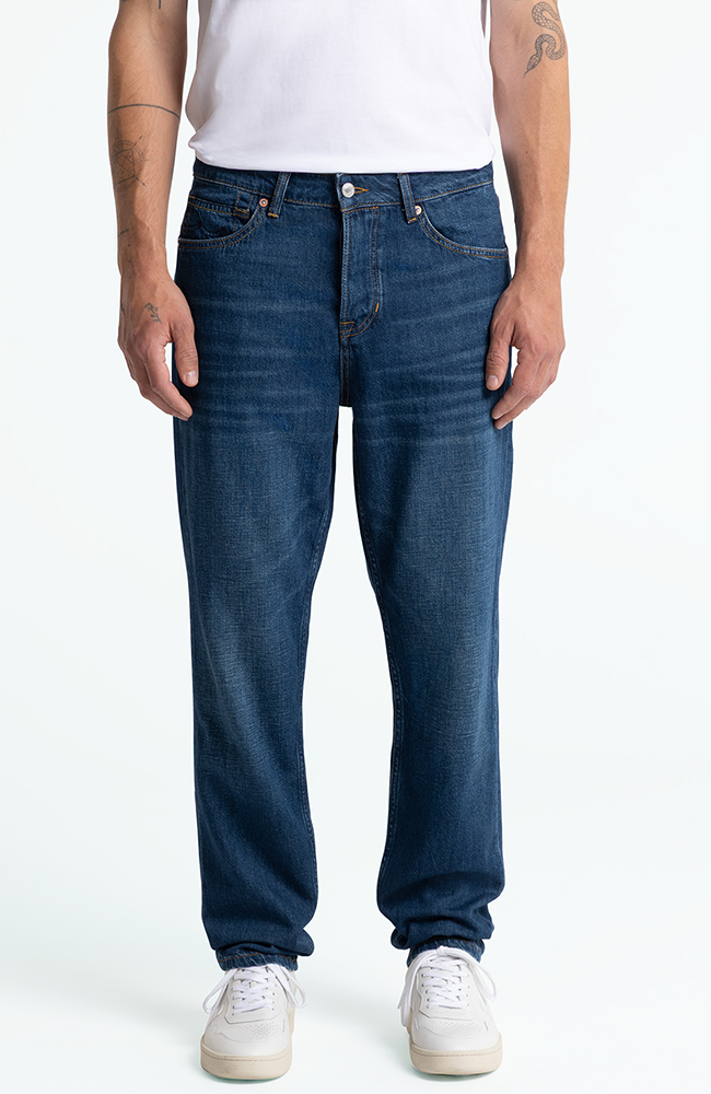 Kings of Indigo mannen vegan Jeans Sushan Hopcete Electric Donkerblauw