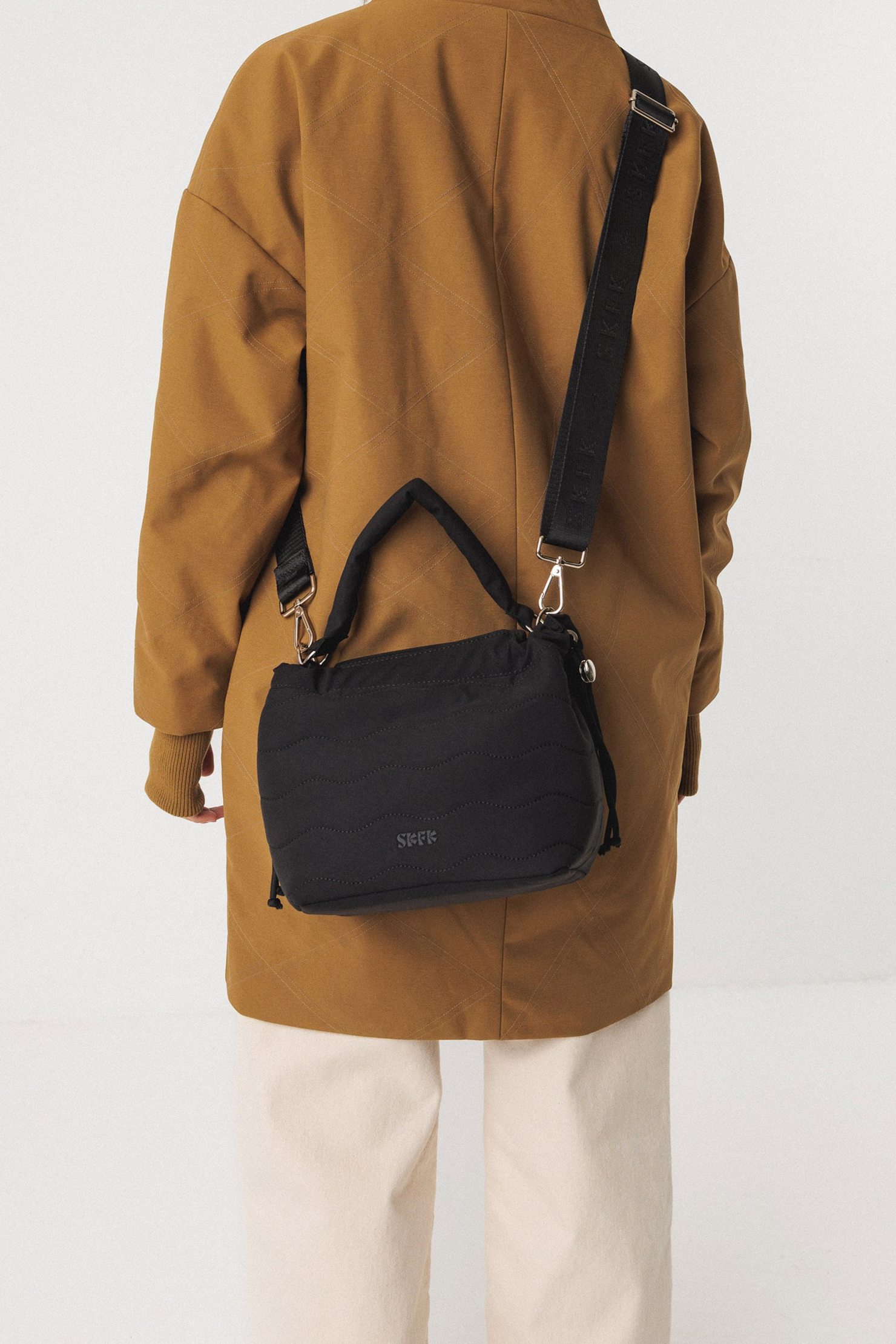 SKFK  Crossbodytas Bell Zwart