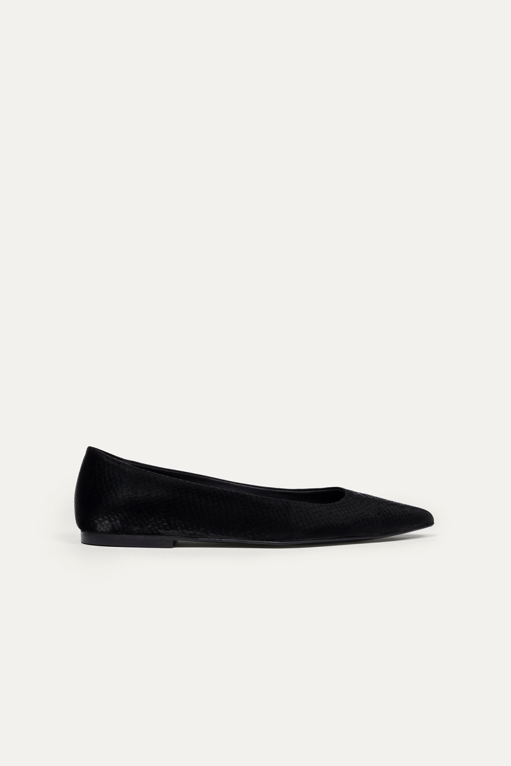 BIKKOU  Ballerinas 10:30 Uur Rennen Tussen Kantoren Zwarte Python