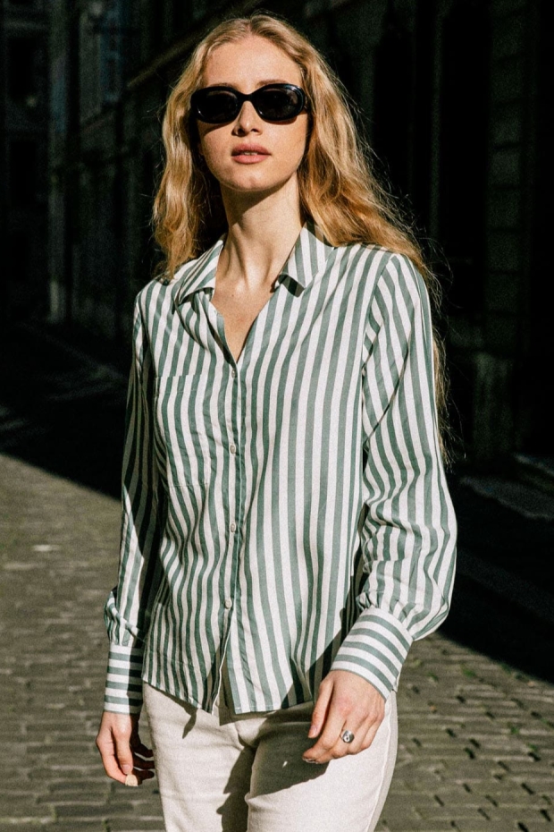 Avani  Shirt Kauri Groen