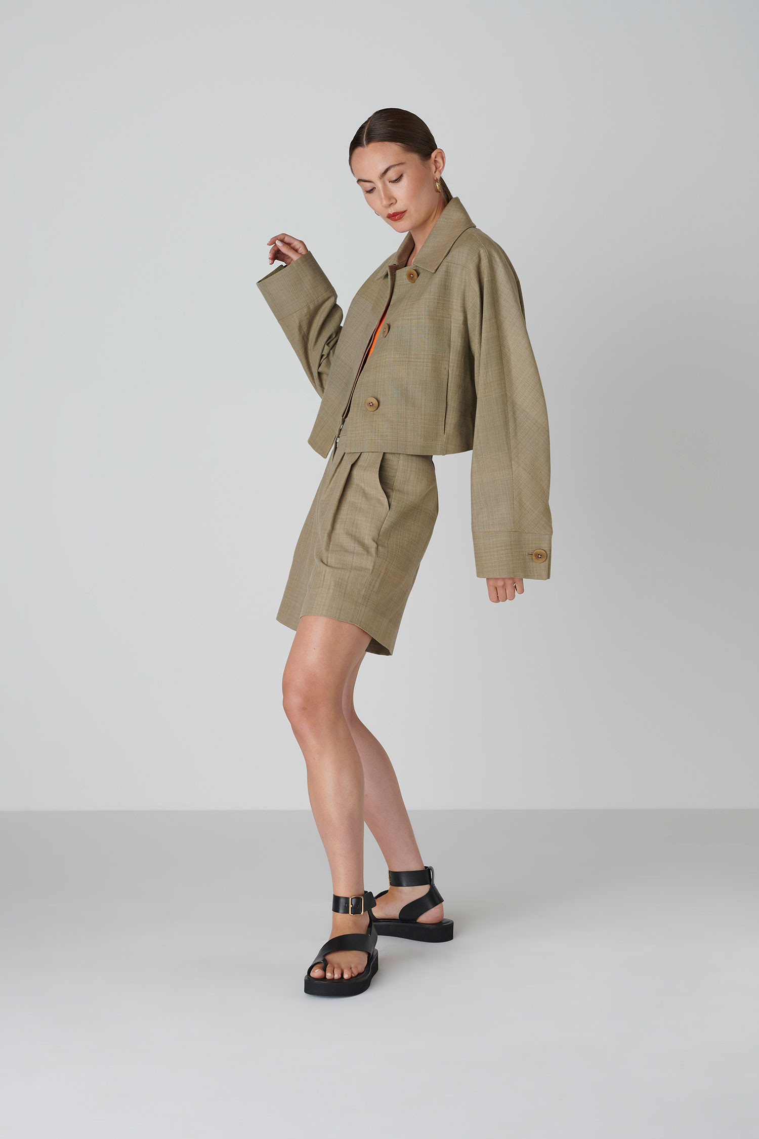 Floria Collective  Jas June Saliegroen