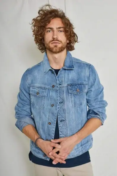 Kuyichi mannen vegan Spijkerjas Bourne Vintage Lichtblauw