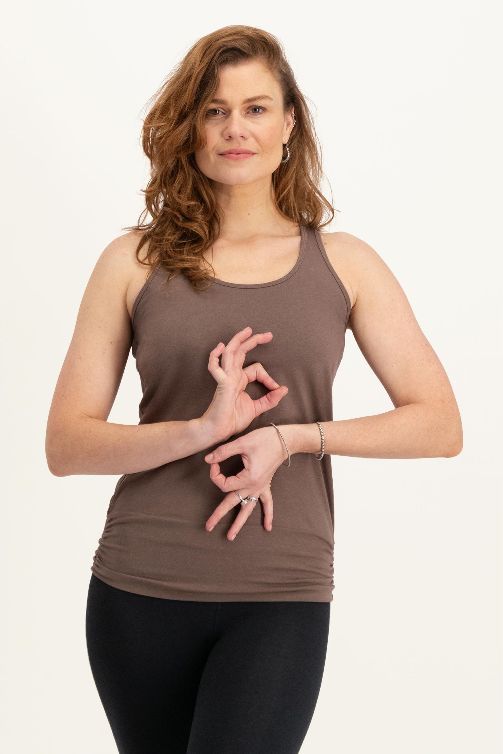 Kami Yoga Tank – Clay