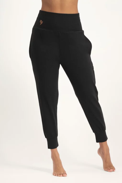Bhumi Yogahose – Onyx Black