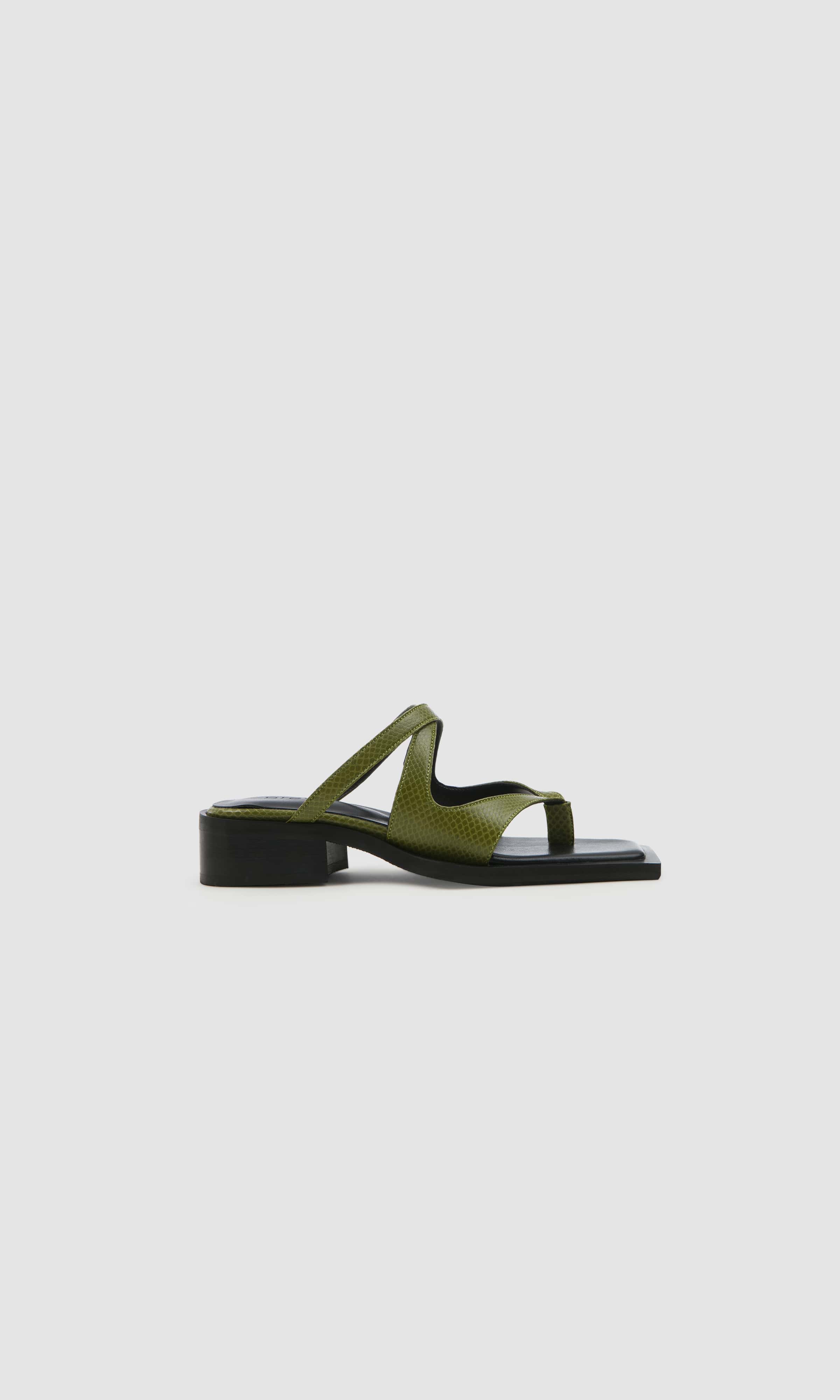 Prev  Sandalen Karel Mule Rozemarijn Olijfgroen