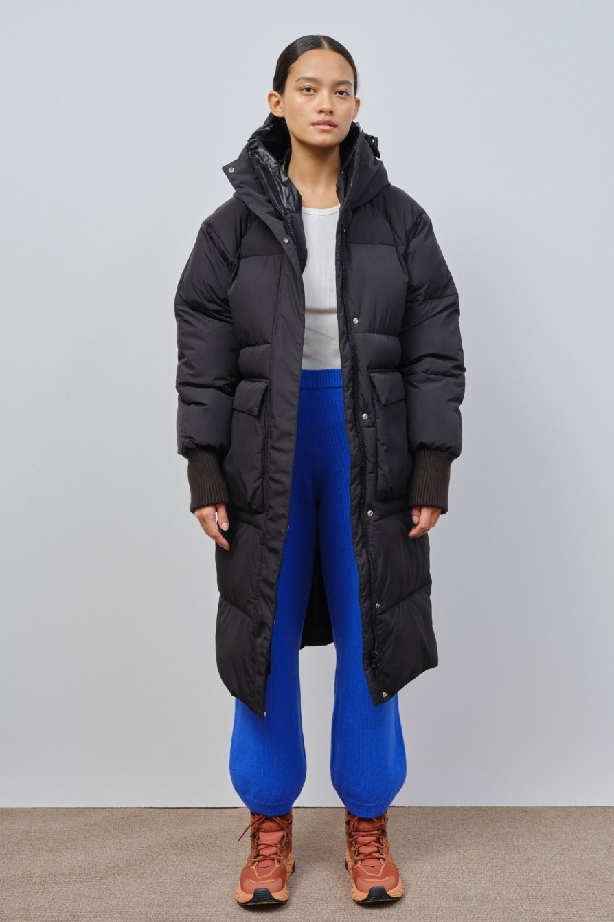 Embassy of Bricks and Logs  Ry Puffer Parka Zwart Zwart