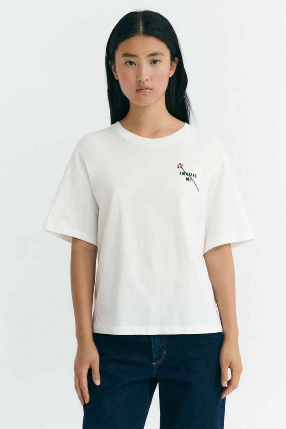 Thinking MU Lucia T-Shirt - Geborduurd Bloem Wit