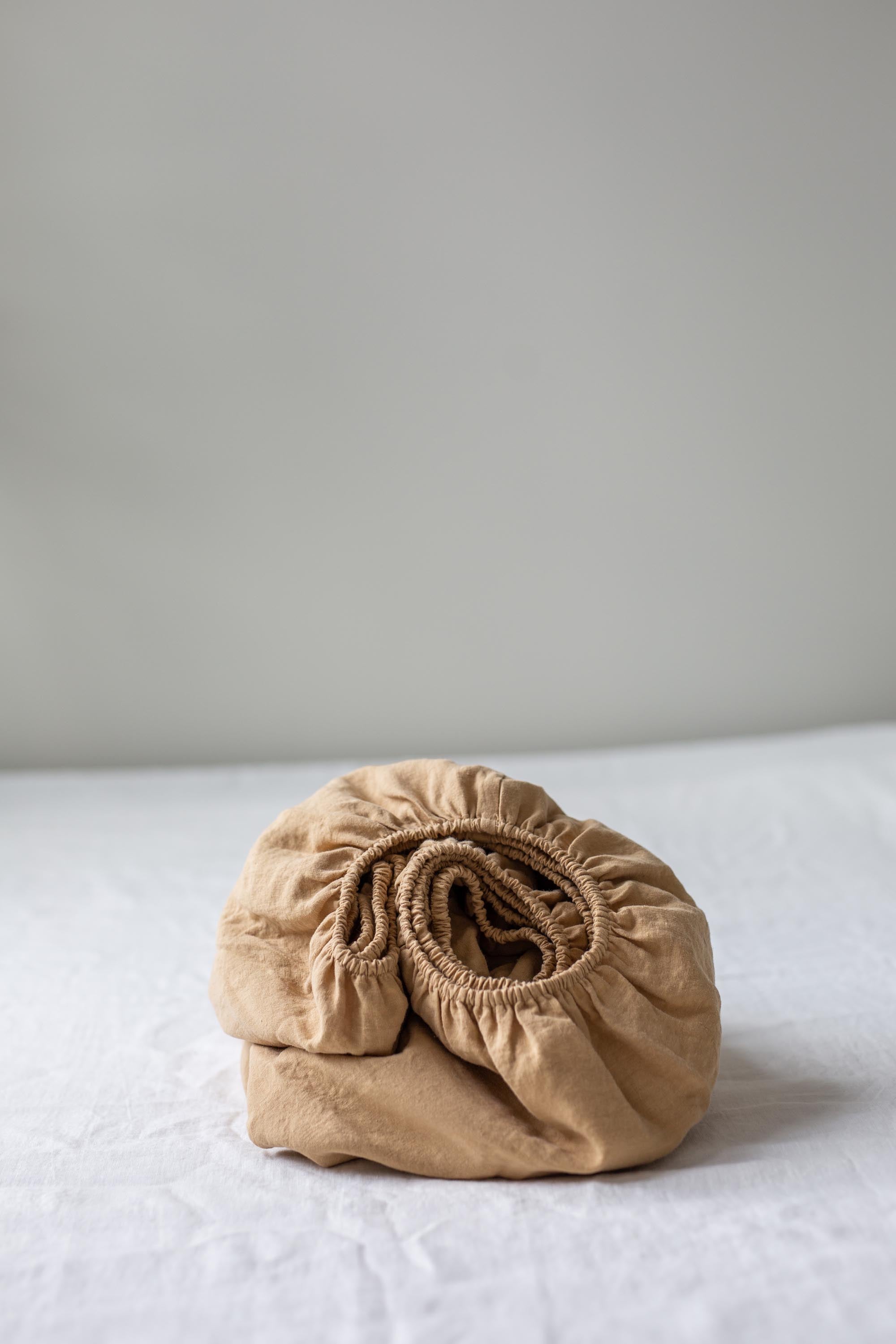 AmourLinen  Linnen Hoeslaken Mosterd