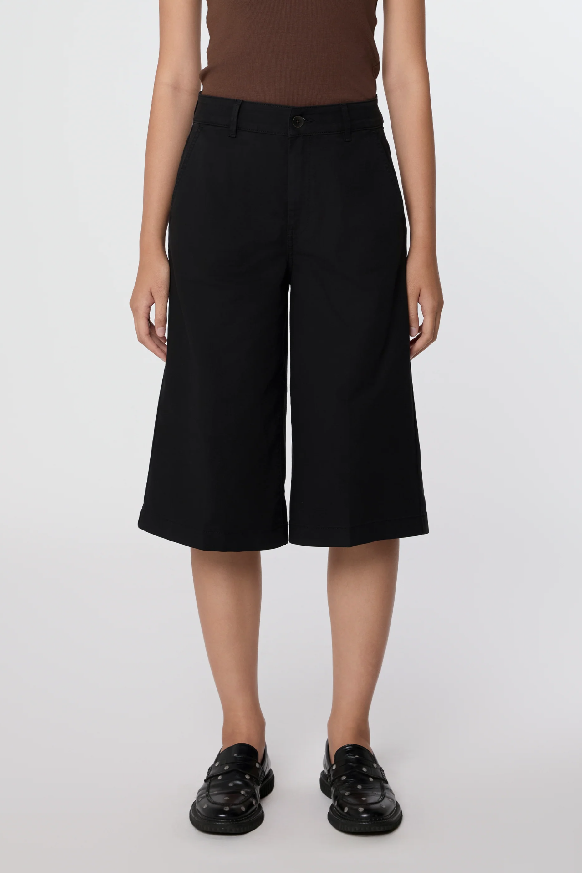 Dawn  Shorts Eden Paper Touch Zwart