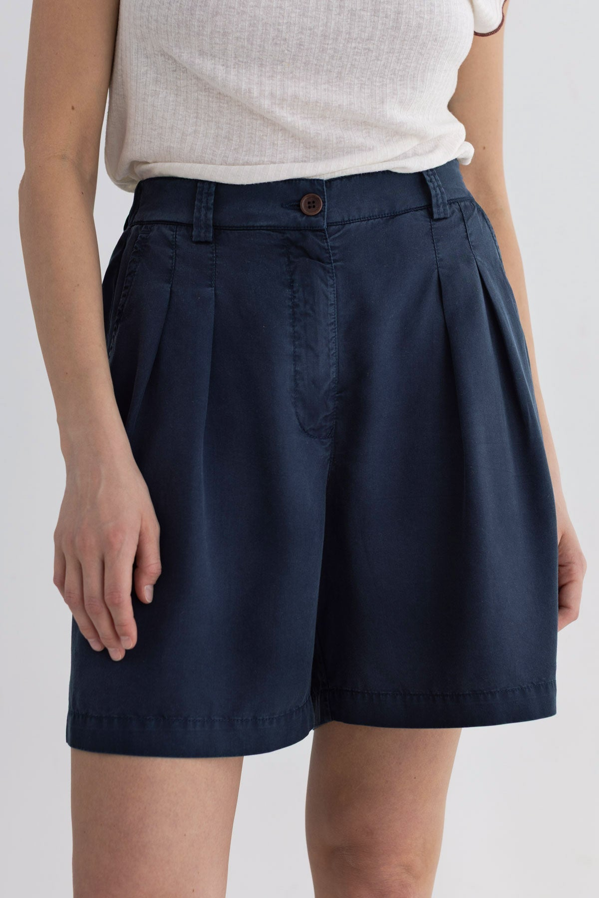TWOTHIRDS  Shorts Deia Blue Night