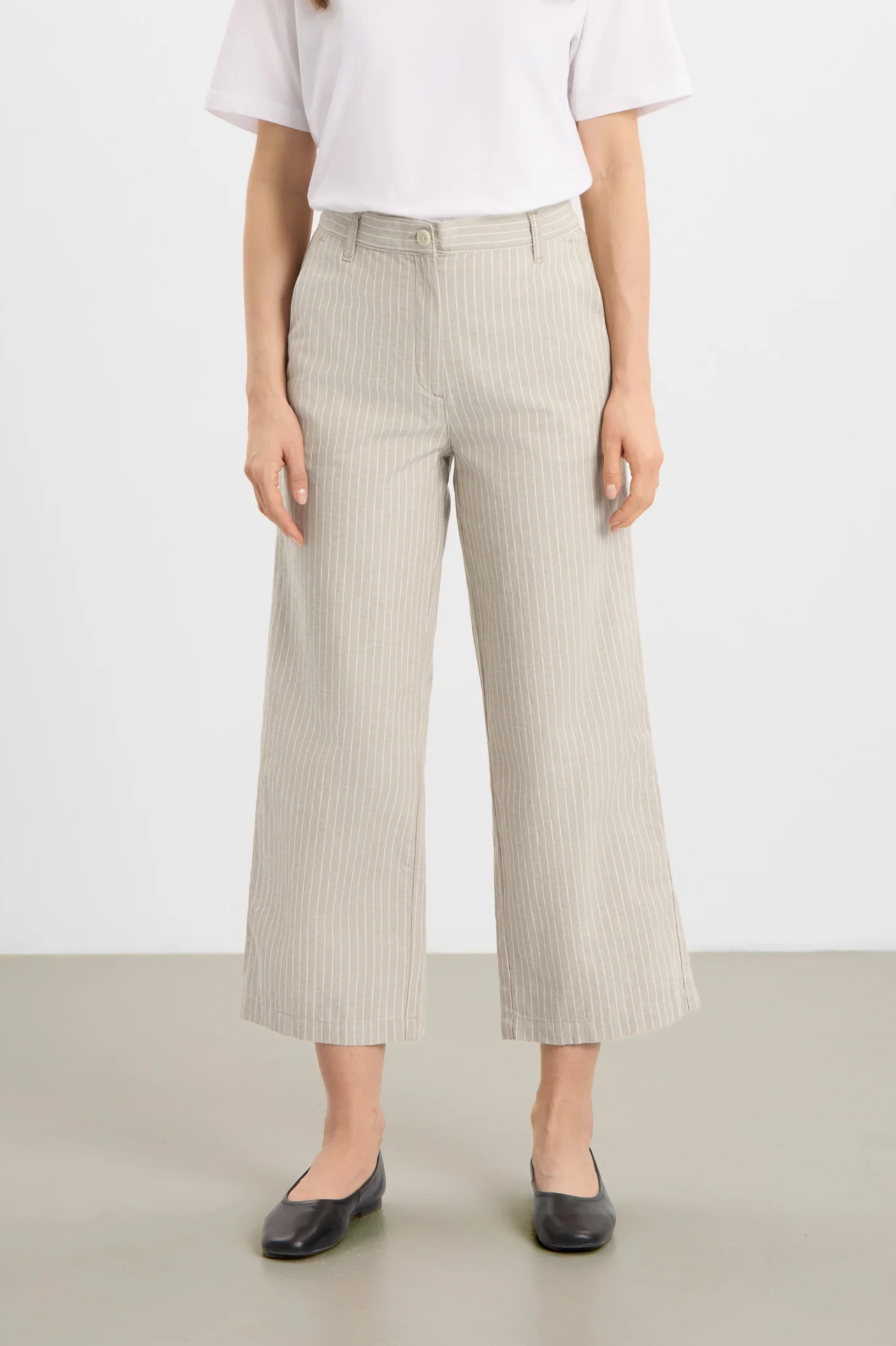 LAURIE  Broek Lily Rechte Cropped Kiezelsteen