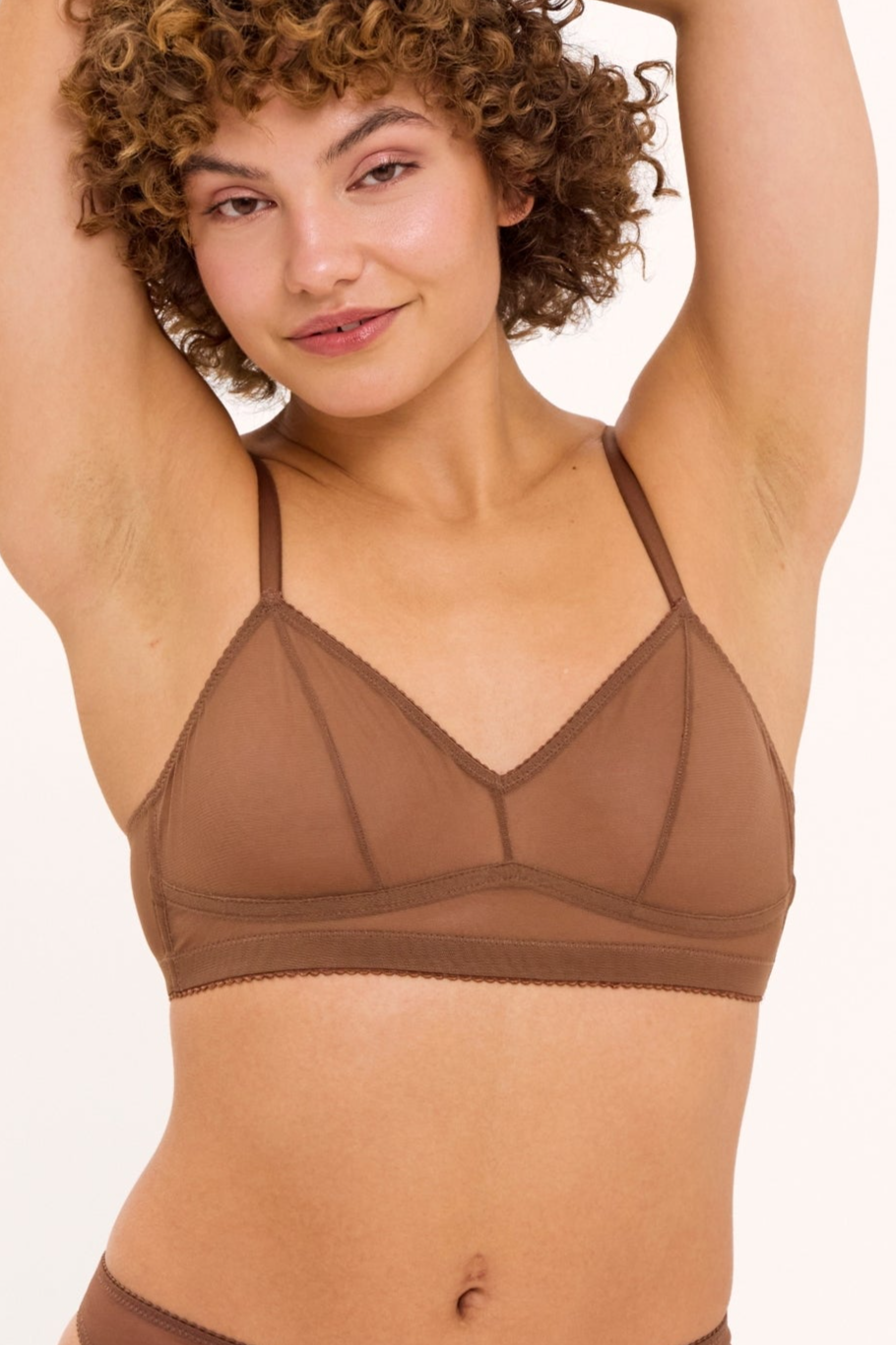 Understatement  Bralette Mesh Balconette Mokka