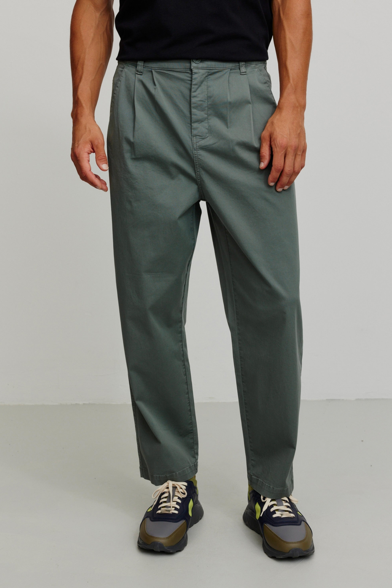 Recolution mannen vegan Chino Catmint Eucalyptus Groen