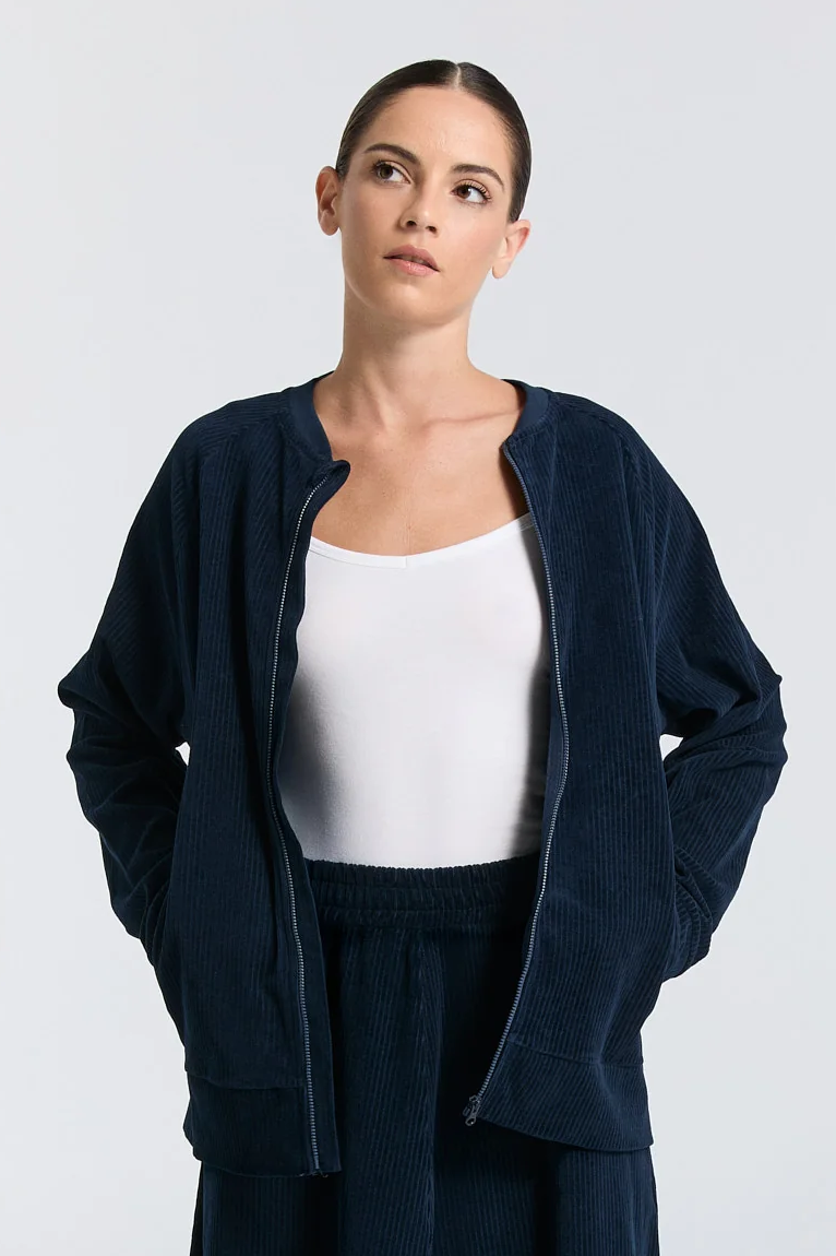 Leela Cotton Dames Jas - Marineblauw