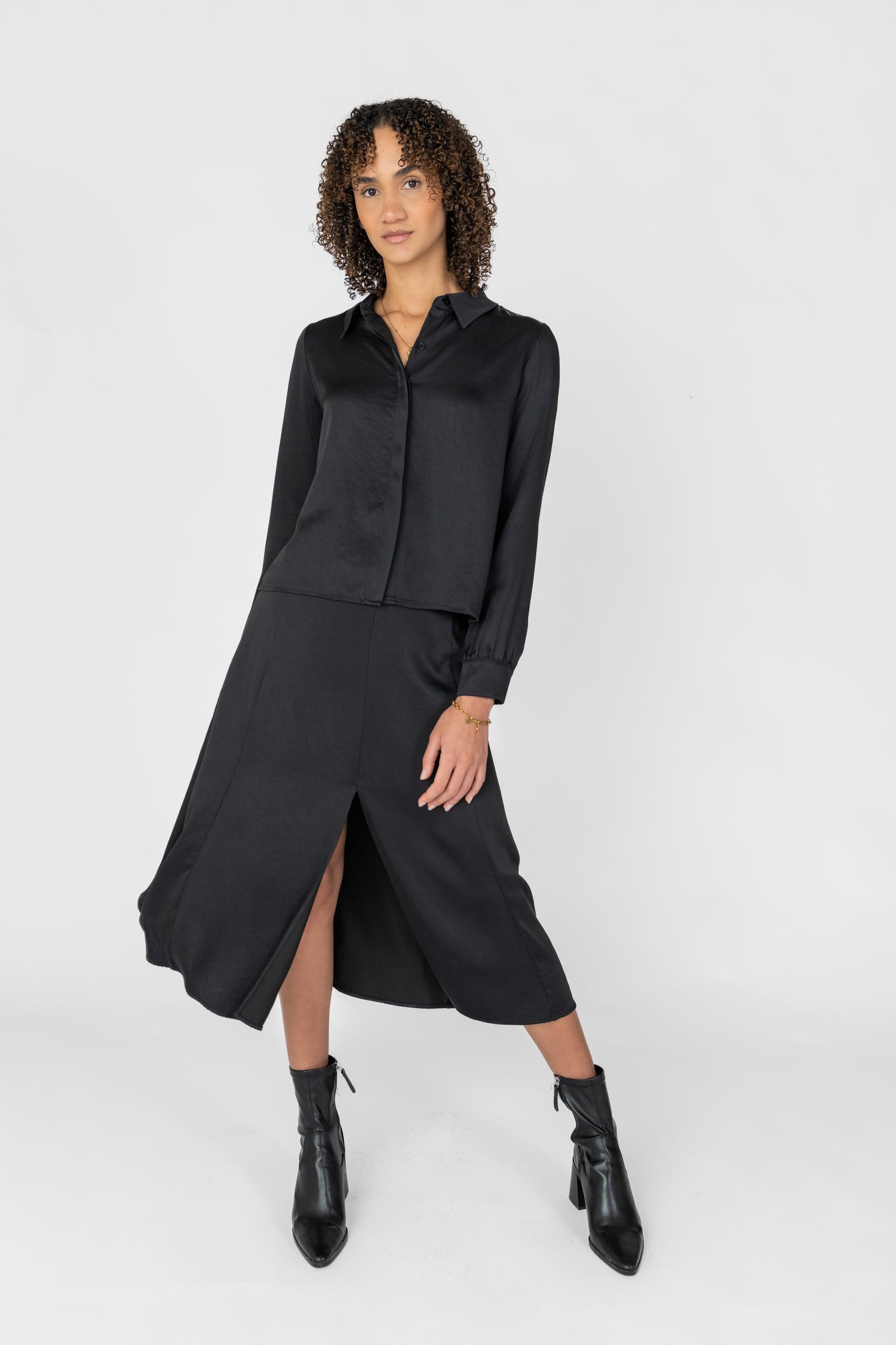 STORY OF MINE  Midirok Zwart