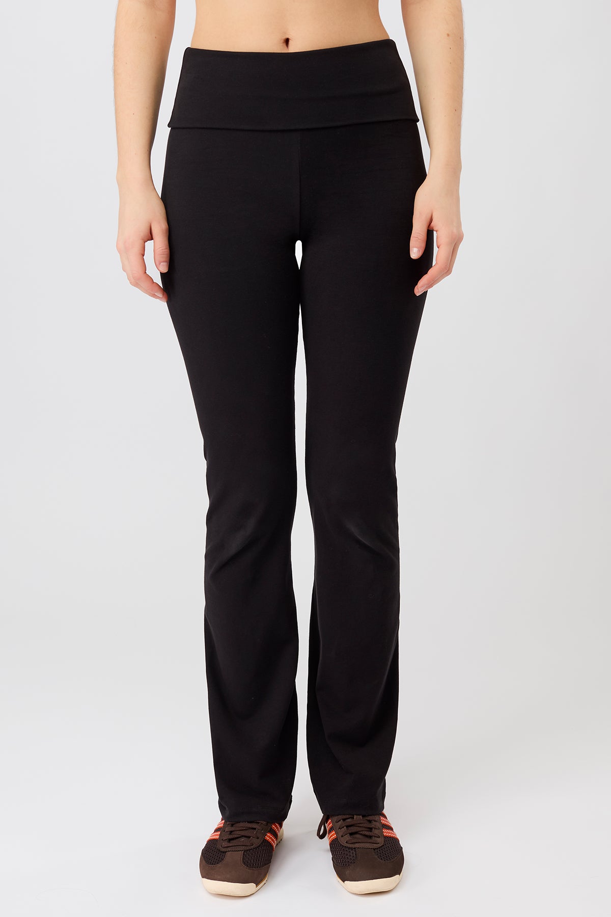 MANDALA  Broek Classic Rolldown Zwart