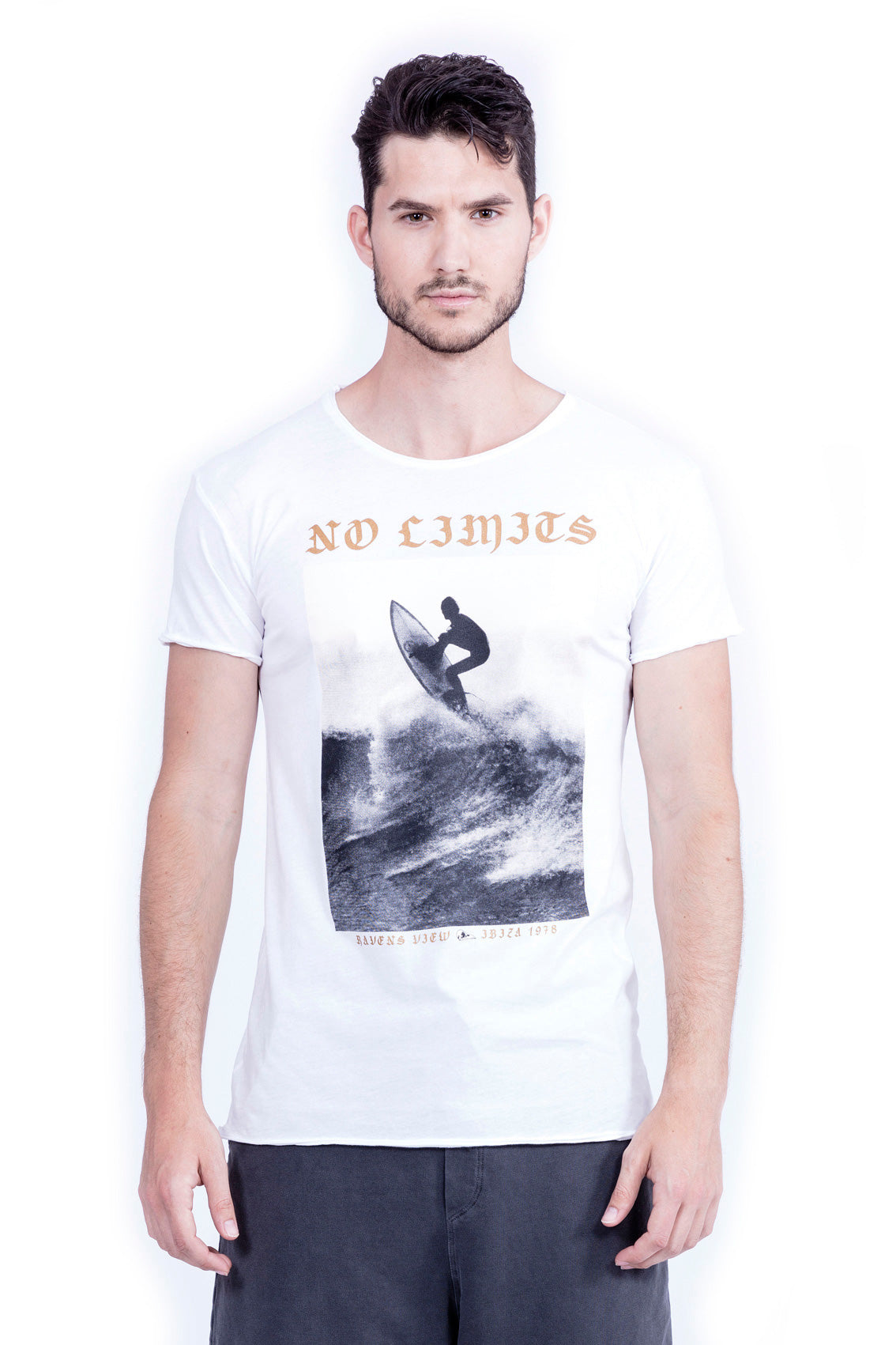 RAVENS VIEW IBIZA mannen vegan T-Shirt No Limits Wit
