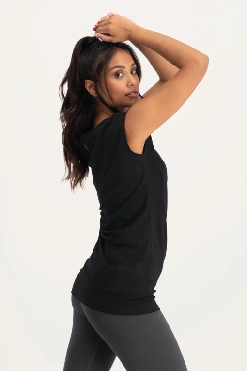 Asana Yoga Tee – Onyx Black