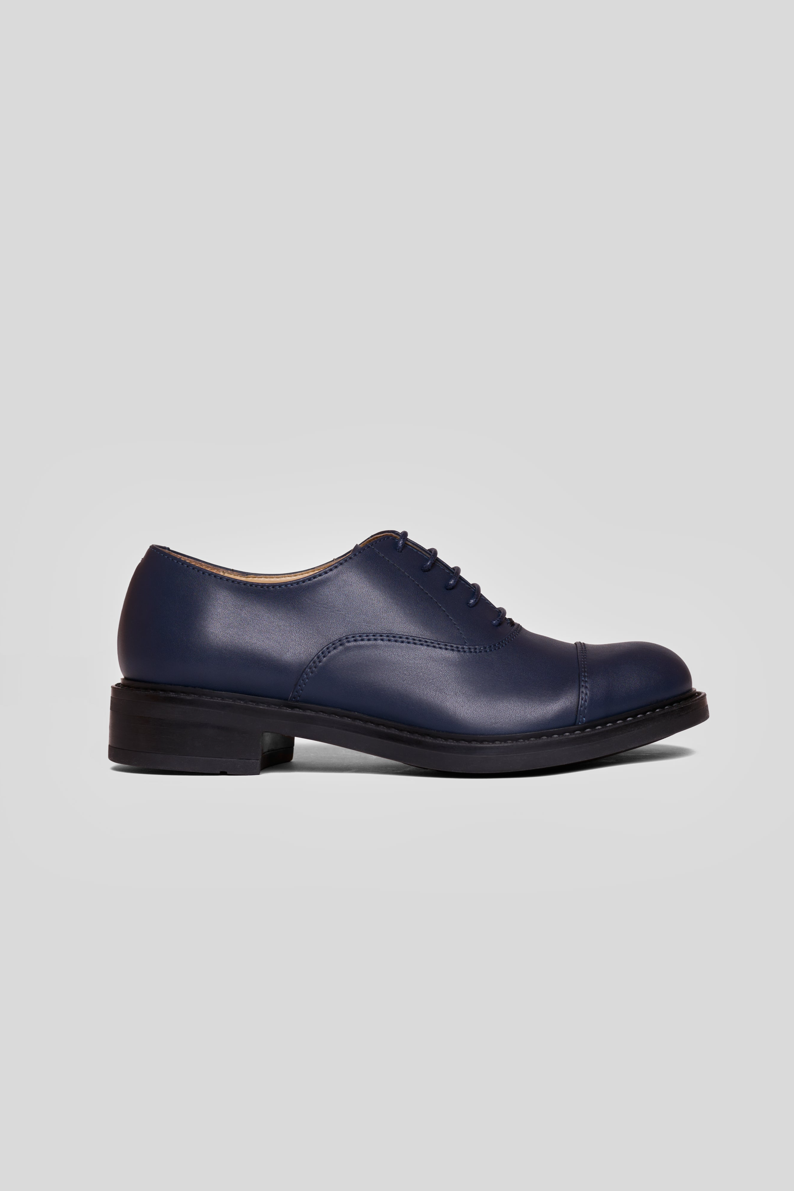 Solari Milano  Oxford Schoenen In Marineblauw