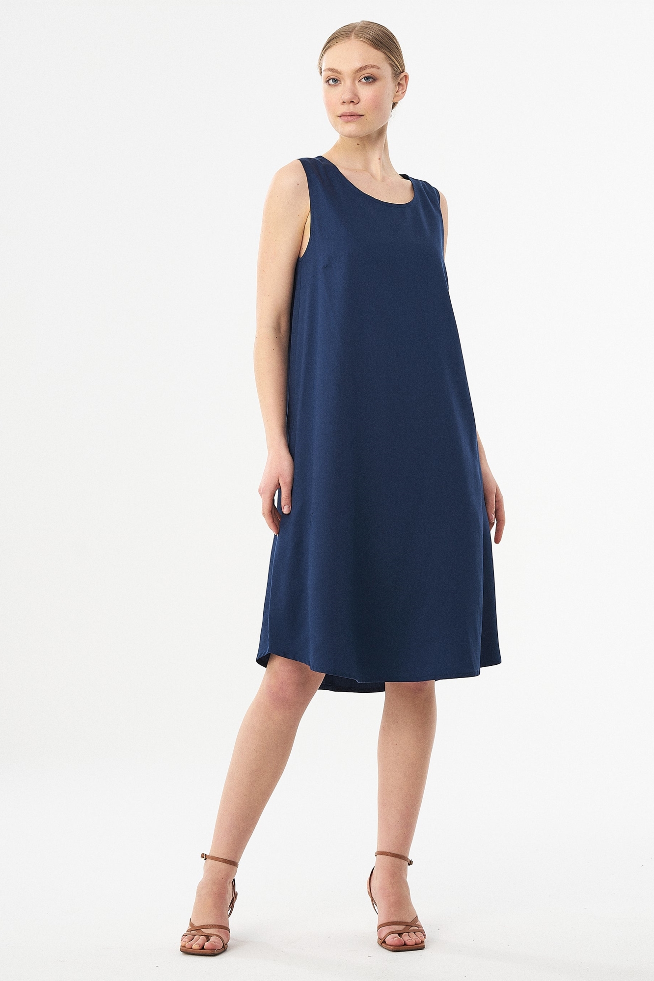 ORGANICATION  Mouwloze Jurk Navy