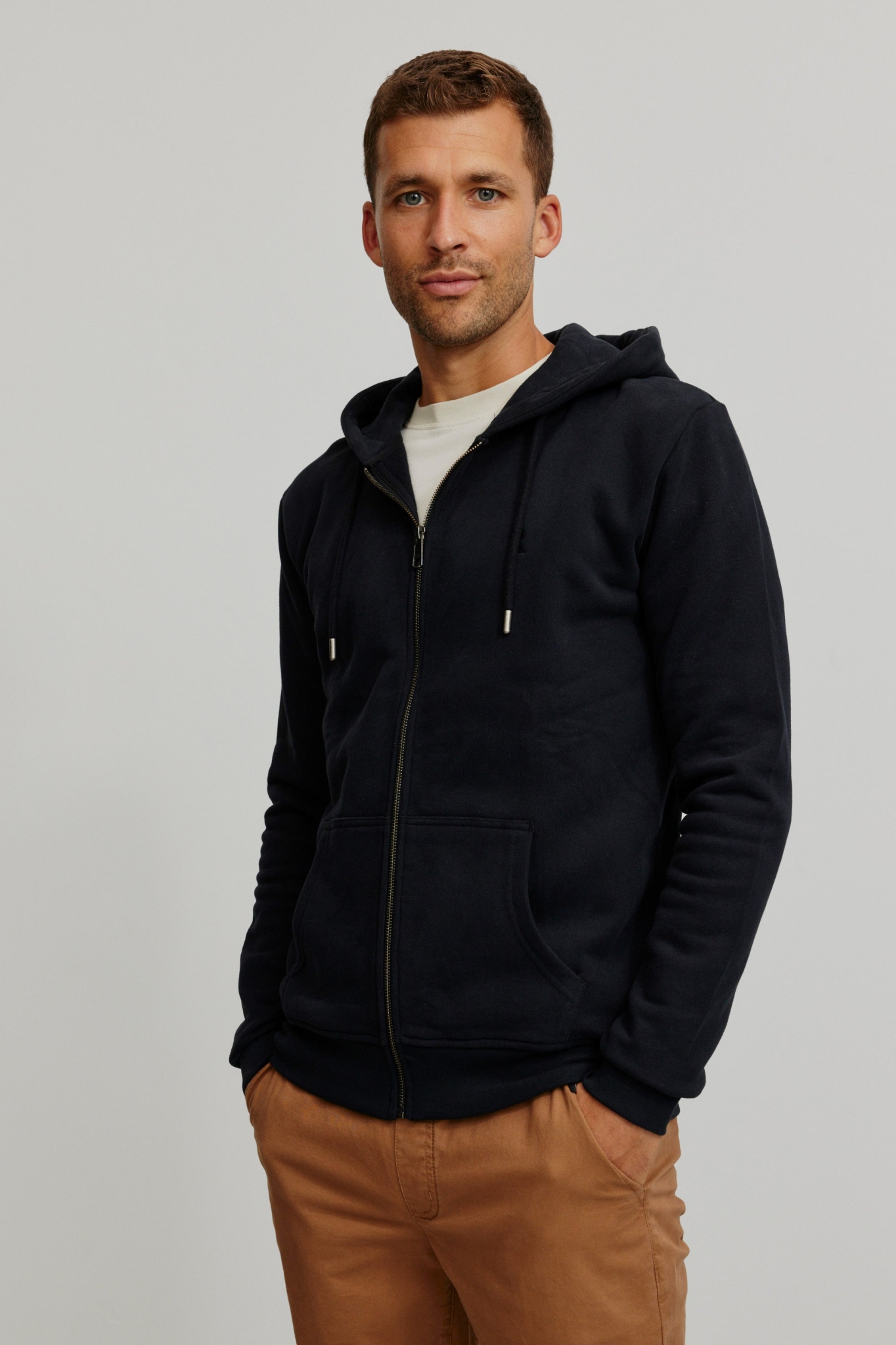 Recolution mannen vegan Hoodie Berk Zwart