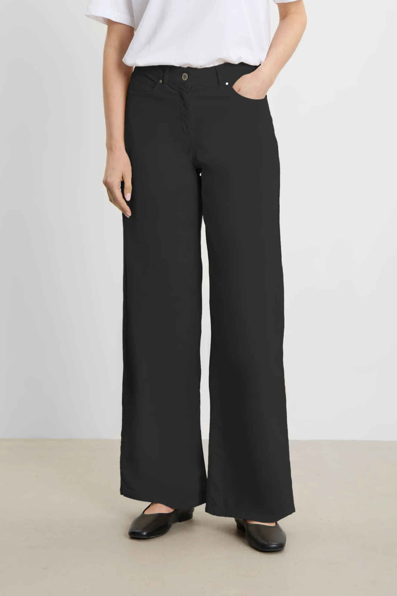 LAURIE  Broek Corduroy Carol Los Zwart