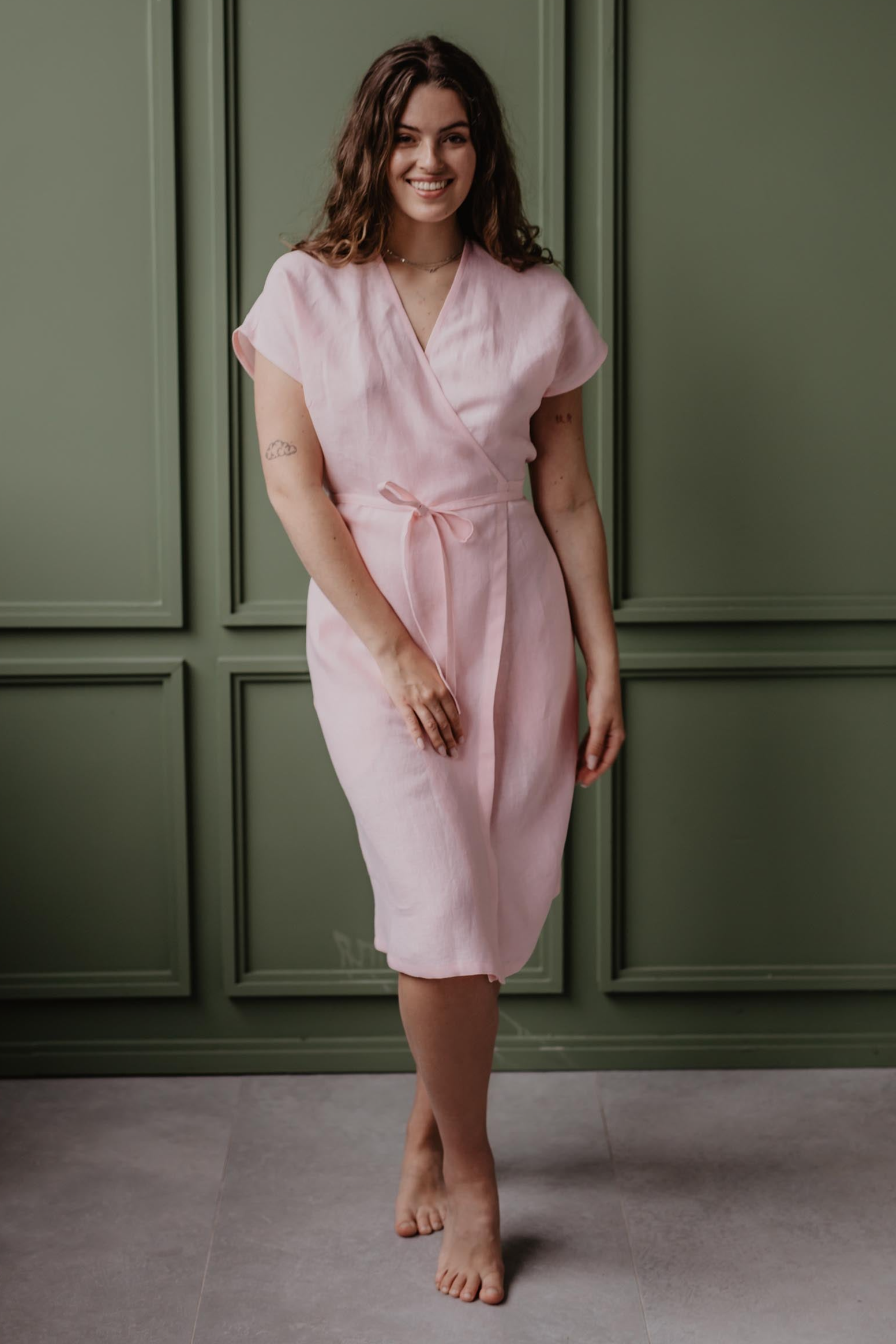 AmourLinen  Wikkeljurk Olivia Cotton Candy Roze