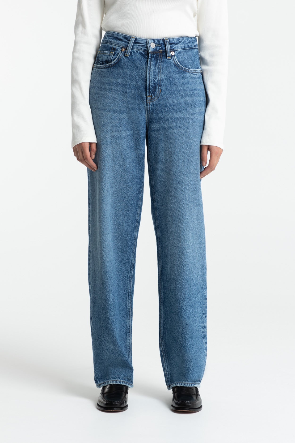 Kings of Indigo  Jeans Liora Lichtblauw