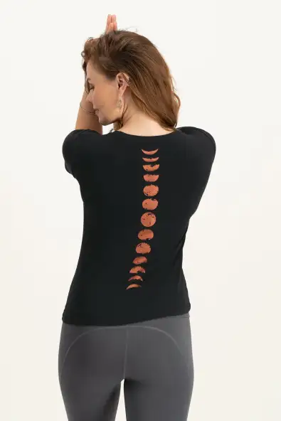 Luna Yoga Tee – Urban Black