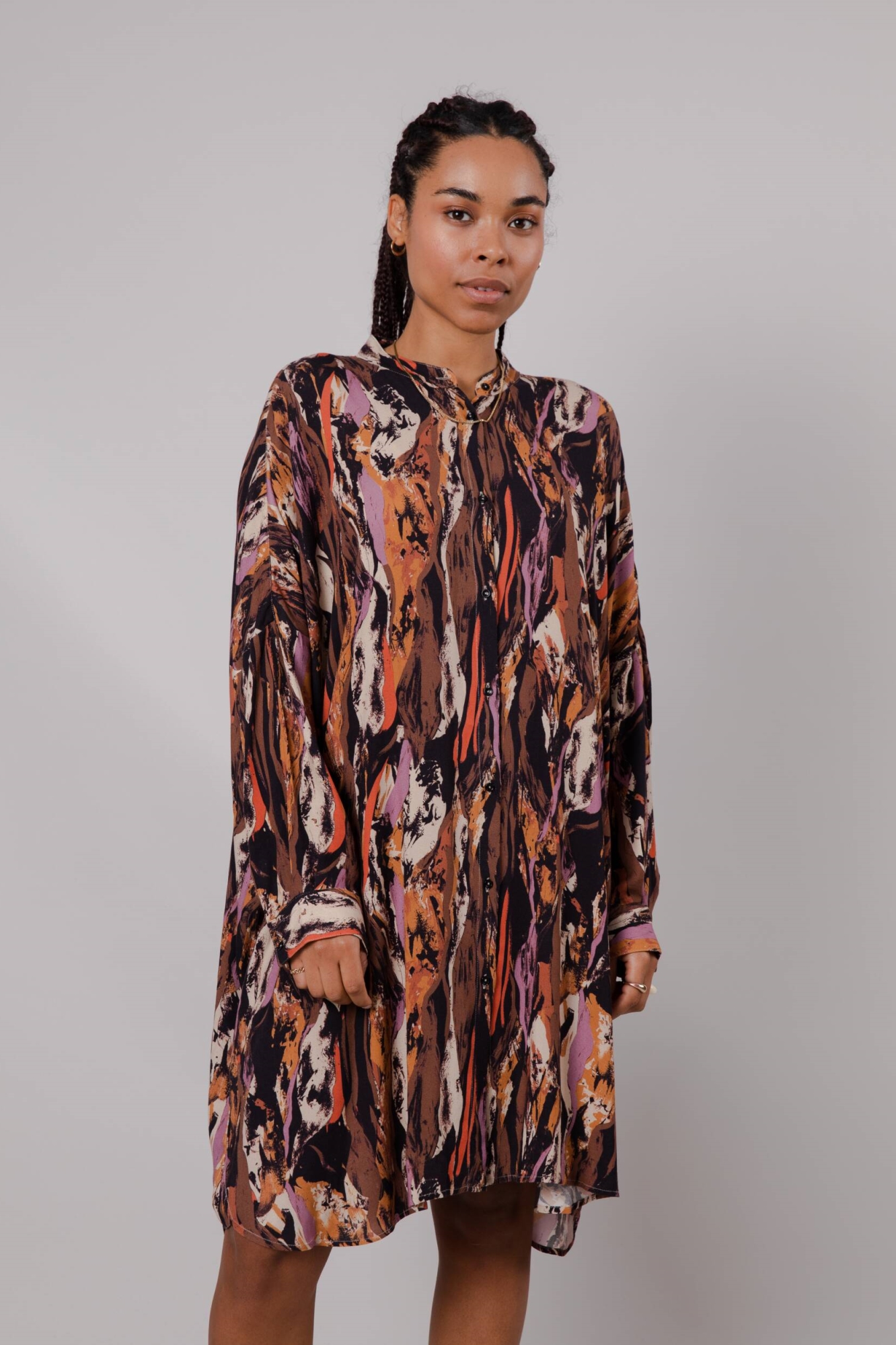 Brava Fabrics  Etna Oversized Mao Jurk Bruin