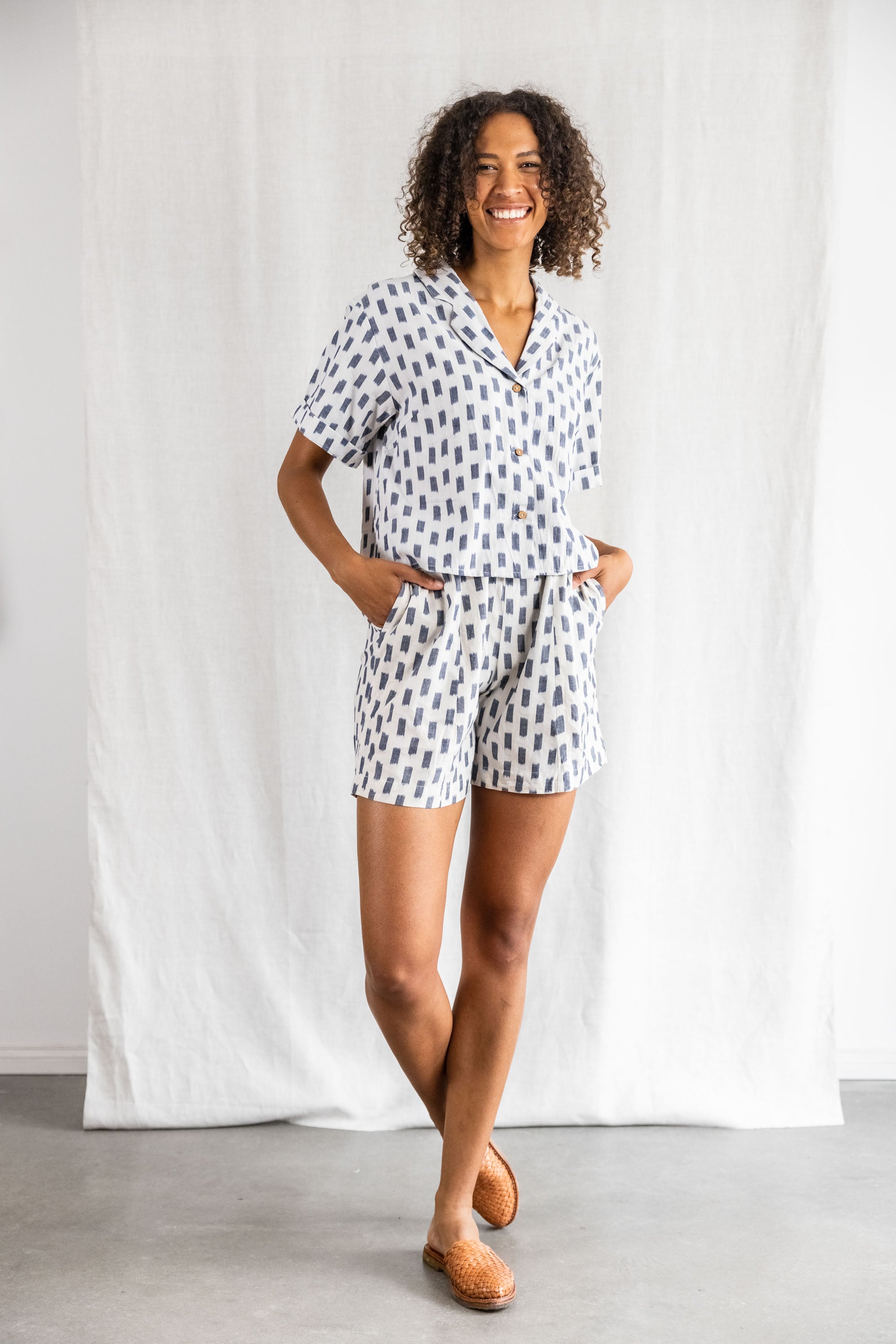Jyoti - Fair Works  Shorts Sitaar Ikat Wit