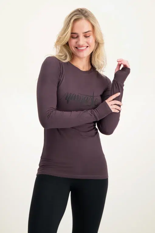 Namaste Core Yoga-Longsleeve – Berry