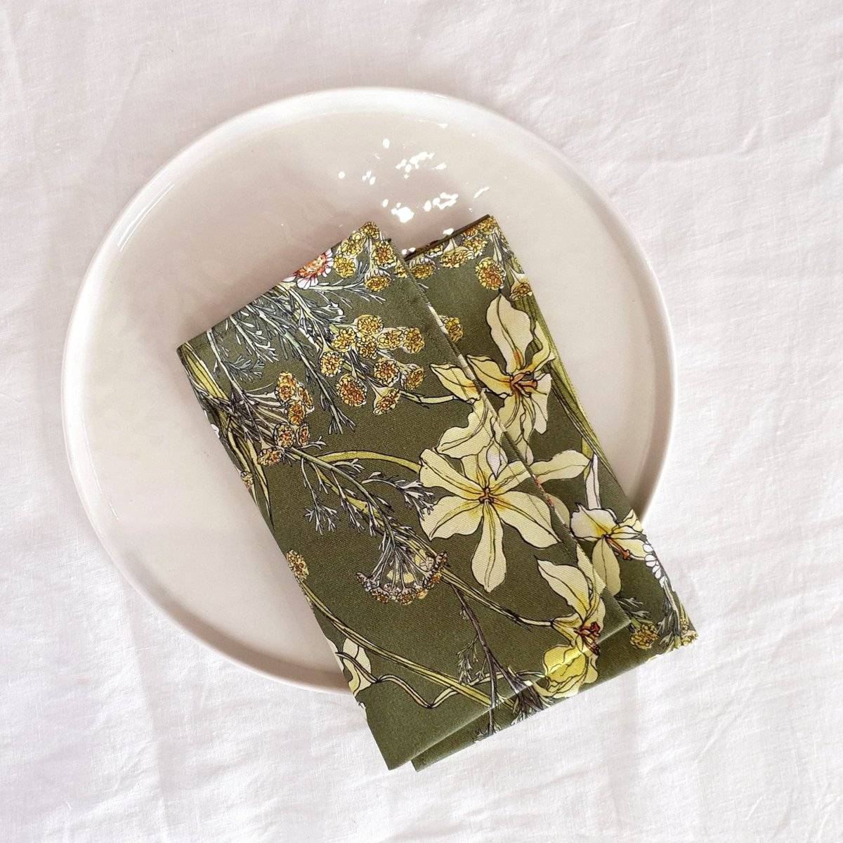 Floral Cloth Napkins (Set of 2) - Moraea