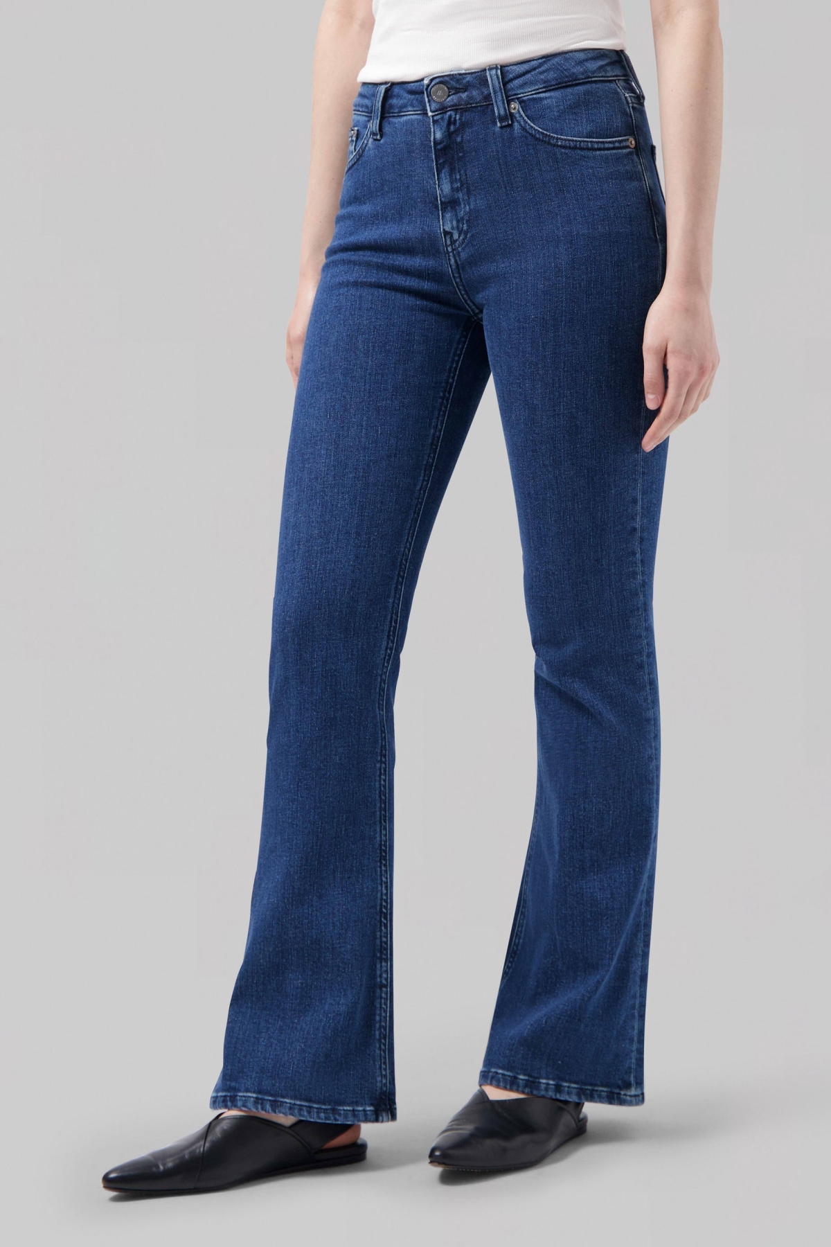 MUD Jeans Isy Stone Indigo - Vegan Jeans
