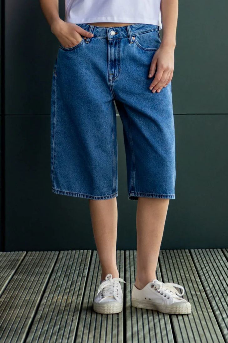 Kings of Indigo  Shorts Joan Jort Elliot Mid Blue