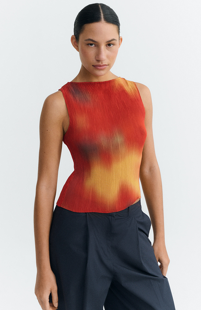 Thinking MU  Top Dora Rood
