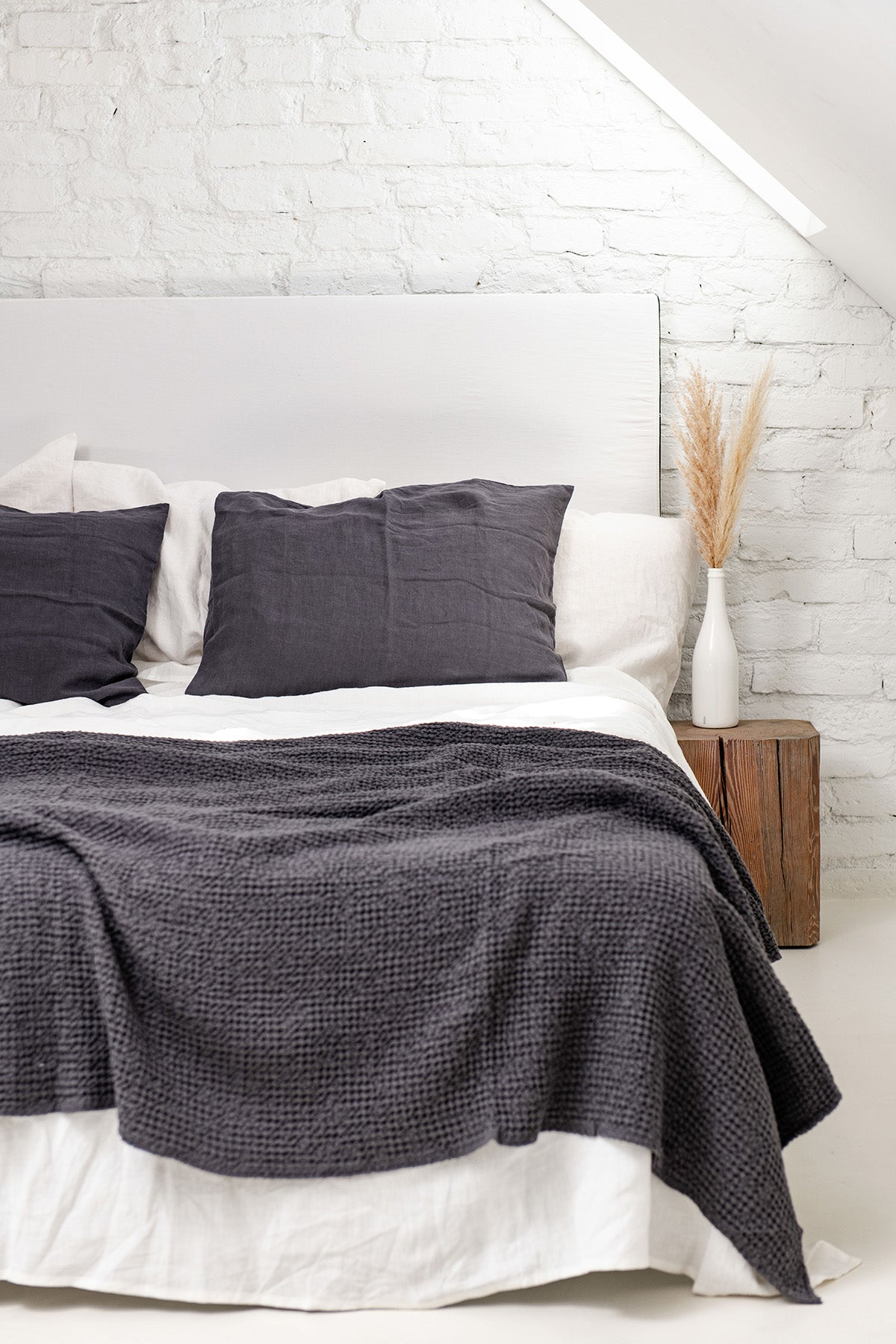 AmourLinen  Linnen Wafelbedsprei Houtskool