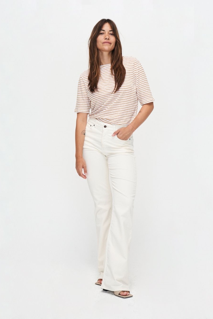 Kuyichi  Jeans Flare Lisette Babykoord Gebroken Wit