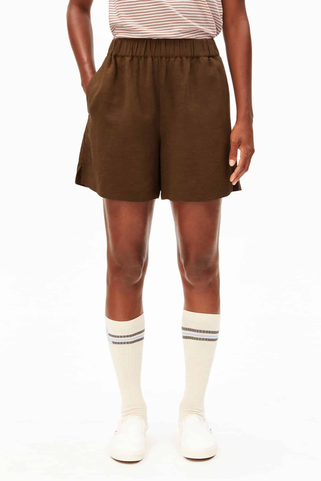 ARMEDANGELS  Bruine Shorts Om Aan Te Trekken